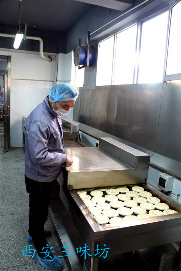 白吉饃生產(chǎn)車間
